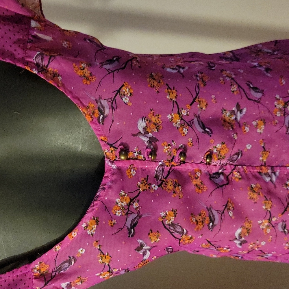 SOLD. Belle du Jour "Into the Woods" Semi-Sheer Tie-Waist Top - Picture 4 of 12